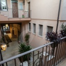 Cod.Hold.357 - Elegante appartamento in palazzo signorile  - € 85.000